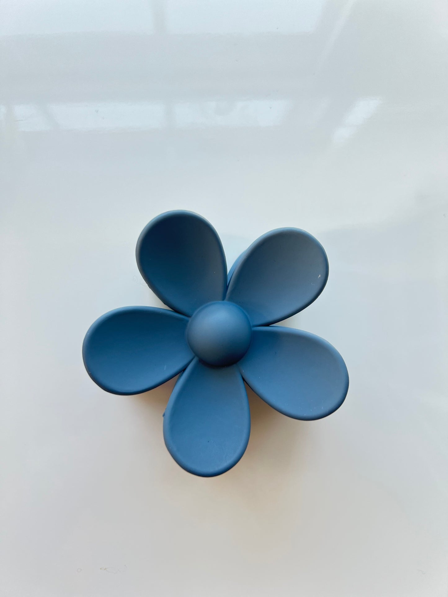 Flower Hair Clip Flower Hair Clip Nonslip Strong Hold Hair 3 Inch Matte Small Flowers Claw Clips for Women and Girls.
