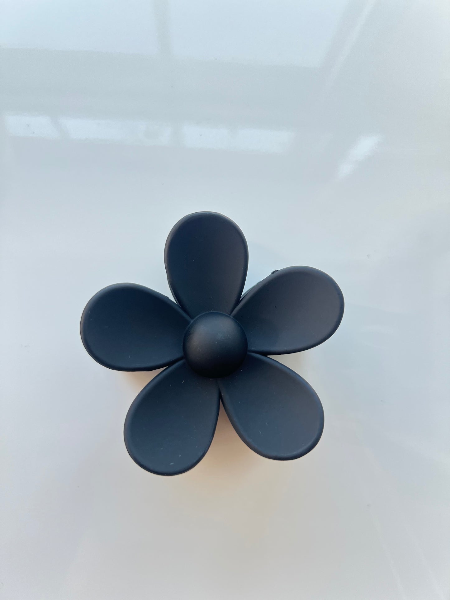 Flower Hair Clip Flower Hair Clip Nonslip Strong Hold Hair 3 Inch Matte Small Flowers Claw Clips for Women and Girls.