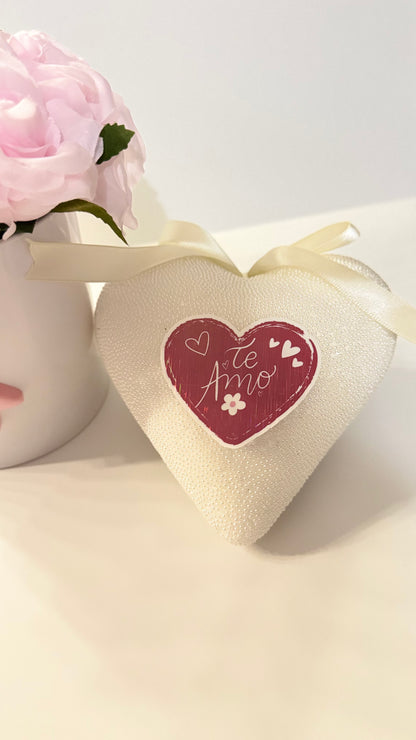3’ Pink Holographic Heart Sign with White “Te Amo”